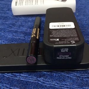 NWT liquid lip pen by Nudestix